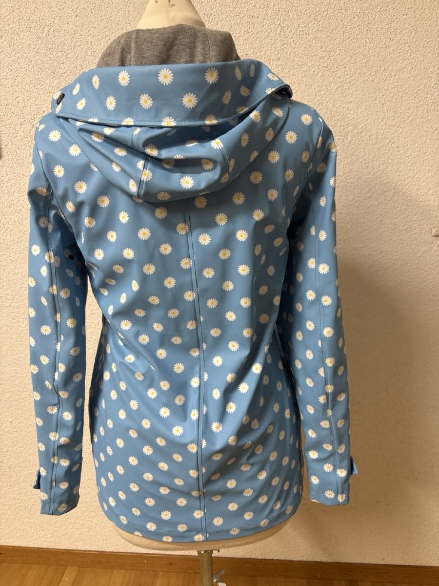 Schmuddelwedda Giacche: Coole Schmuddelwedda Regenjacke Gr. S – Nuovo (secondo la descrizione) da Maienfeld venduto da 8796 3