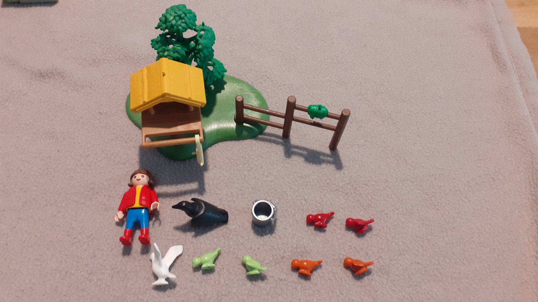 Playmobil Jouets: Playmobil 4203 Vogelfütterung – D'occasion à Urtenen-Schönbühl par Chaeppeler