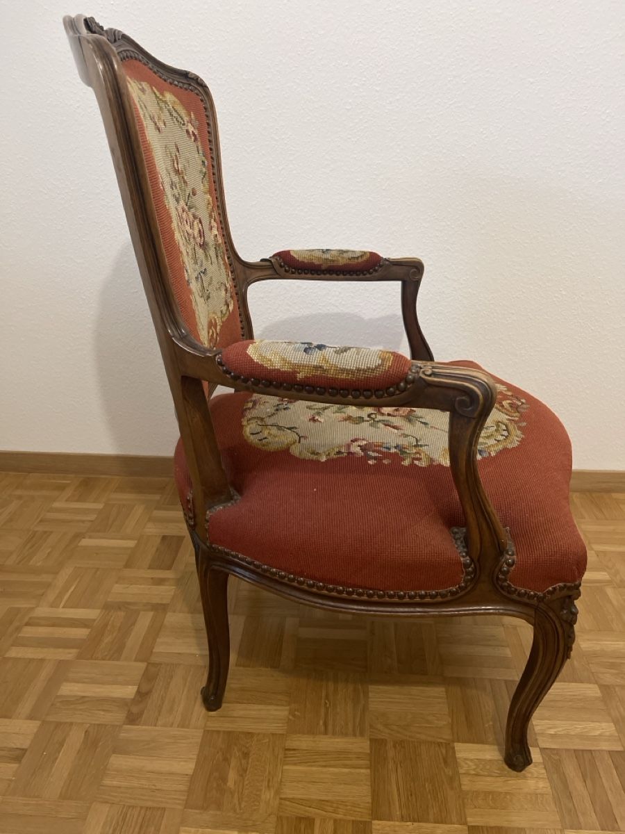 Poltrone: Antiker Sessel mit Rosenmuster – Usato da dietikon venduto da fernando011 3