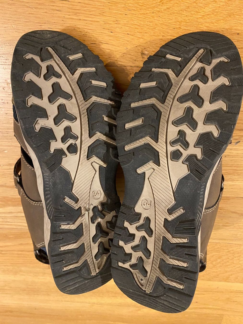 Scarpe per ragazzi: Sandalen Fila in Grösse 34 – Usato da Zürich venduto da GueBi2009 2