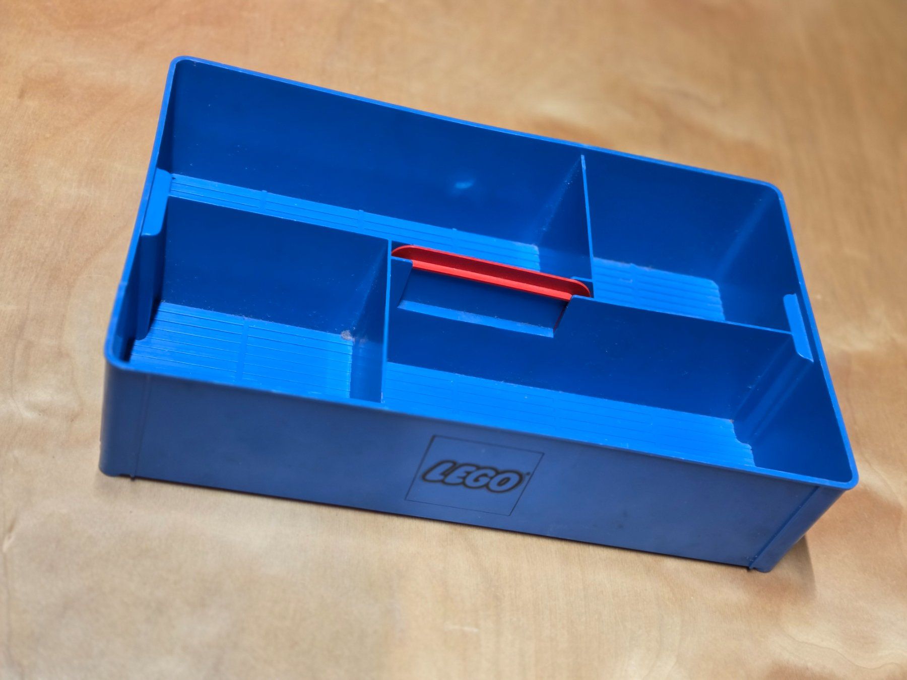 Lego Kit di costruzioni: LEGO Storage bin06pb02 blue Storage Bin (B) – Usato da Basadingen venduto da NekoBricks 1
