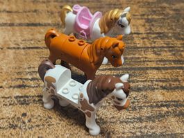 lego figurine lot de 3 chevaux