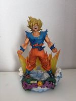 Figurine dragon ball - Goku avec socle 