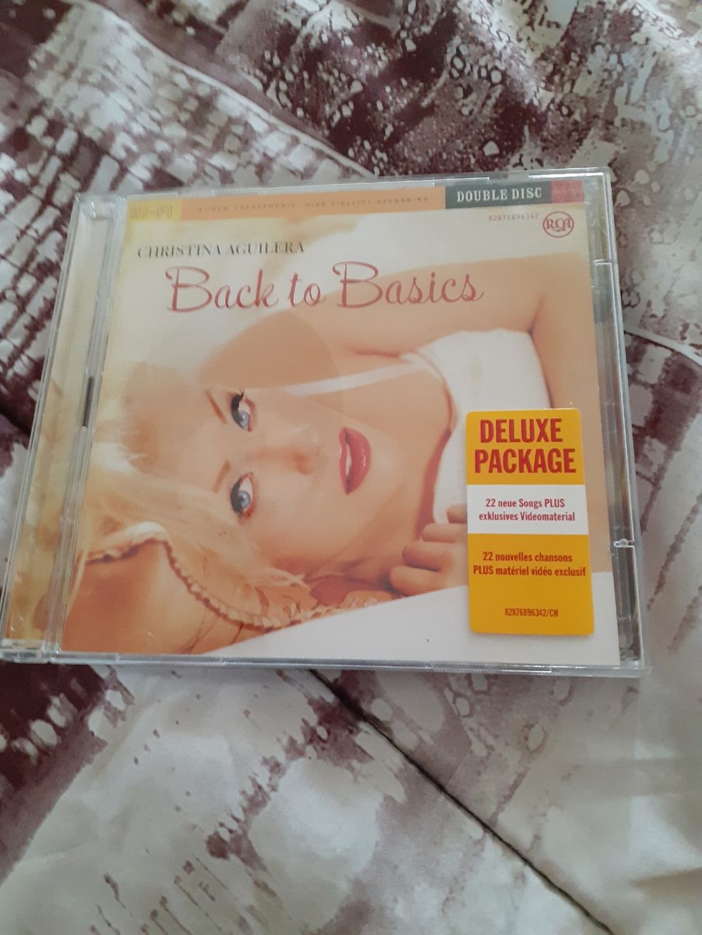 CD: Christina Aguilera Back to Basics Deluxe Double Disc CD – Usato da Kloten venduto da elb_9qvr