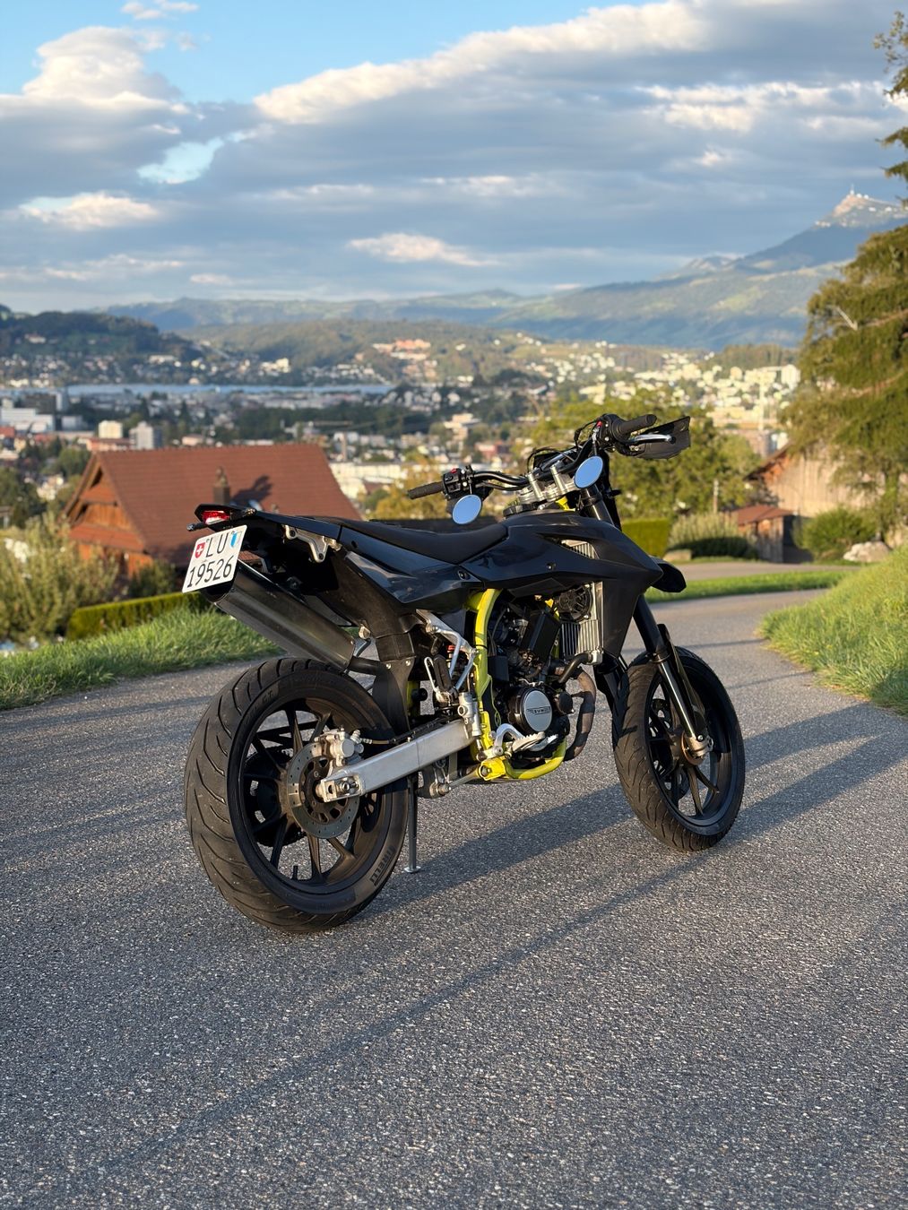 SWM Route: Supermoto 125ccm VB – D'occasion à Kriens par draussen-zu-hause 1