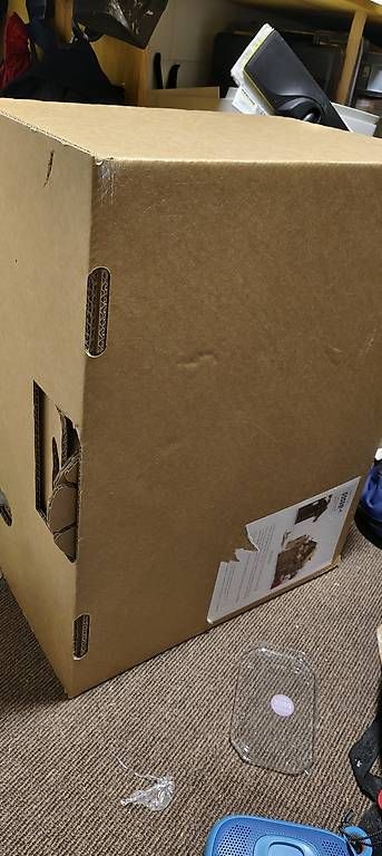 Cartoni: Château en carton  – Usato da Monts-de-Corsier venduto da Zered 3