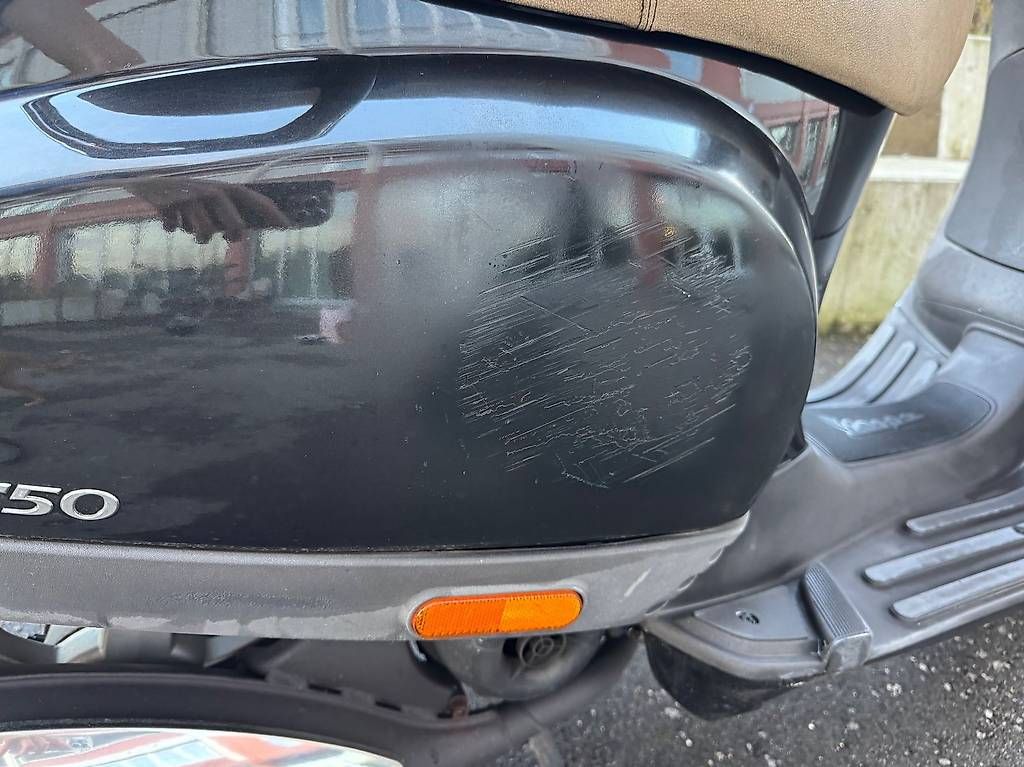 Scooters: PIAGGIO Vespa LX2 50 – Gebraucht aus Zürich von mel_6080 3