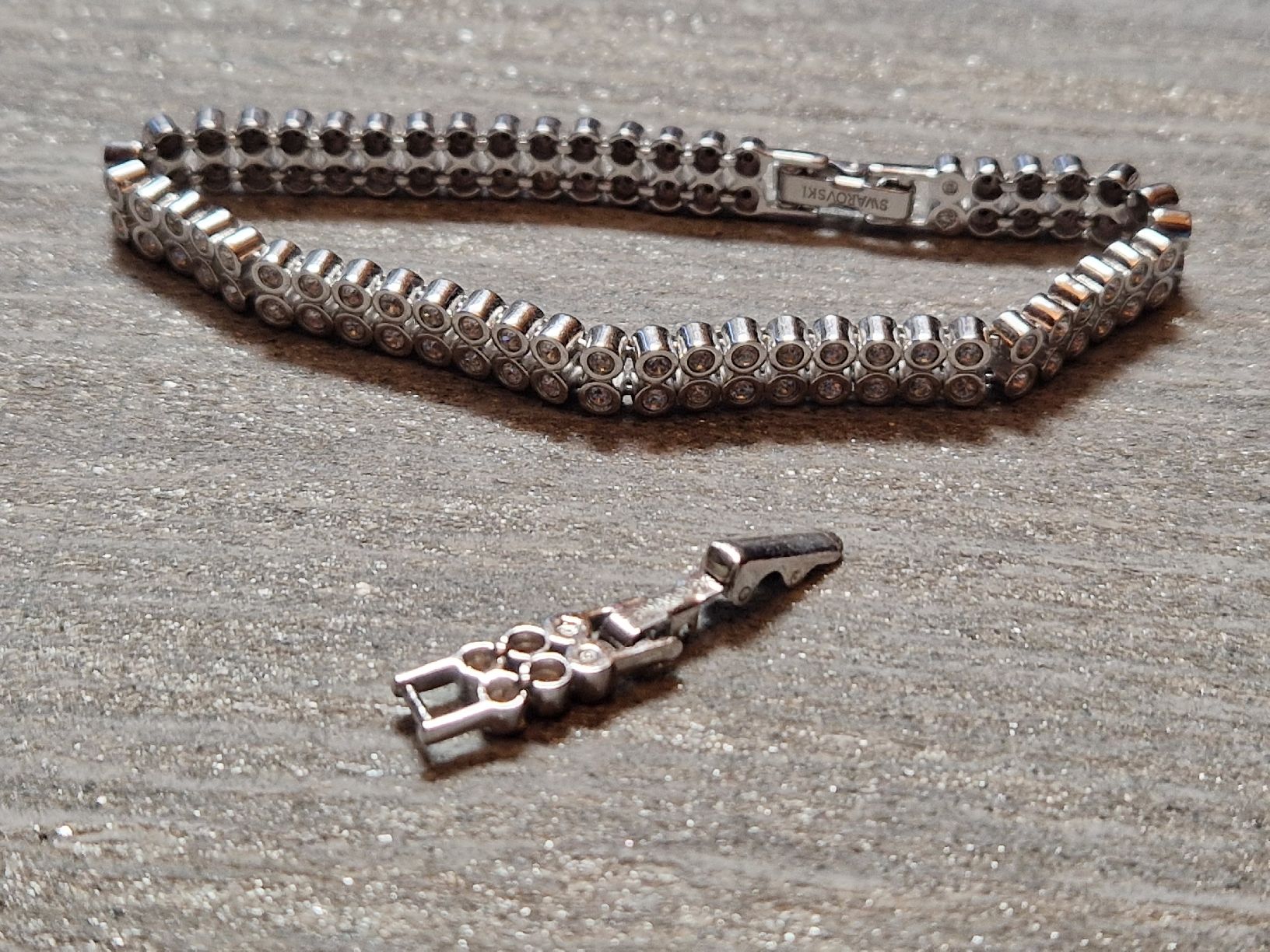 Swarovski Bracelets: Swaarovski Armband RH – Défectueux à Lichtensteig par Cocabana_16