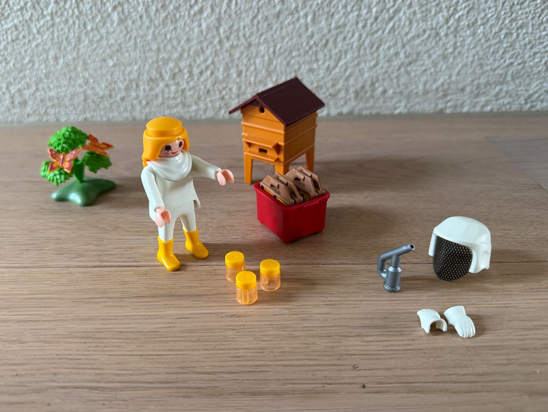 Playmobil Giocattoli: Playmobil 6818 Imkerin – Usato da Aarau venduto da Ahoffa 3