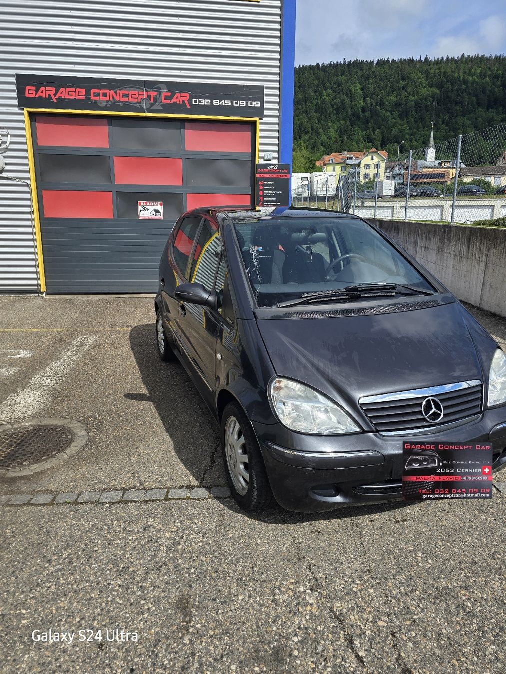 Mercedes-Benz Automobili: MERCEDES-BENZ CLASSE A 160 – Usato da CERNIER venduto da GarageConcept-Car 1
