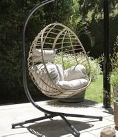 Hängesessel mit Ständer Rattanoptik beige Kissen top Zustand