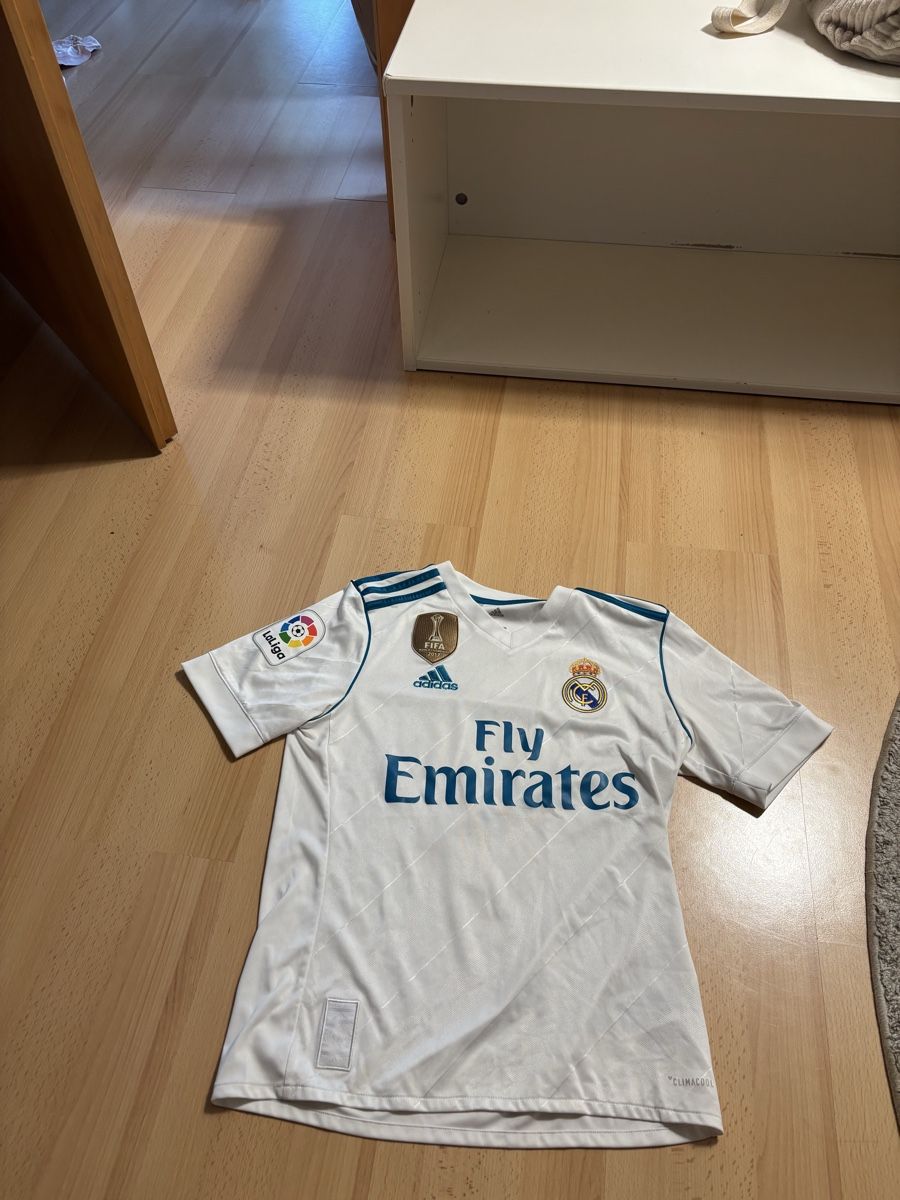 Real Madrid Maillots de corps & Pantalons: Maillot Real Madrid Ronaldo 7 – D'occasion à Chapelle (Glâne) par cel_72mh