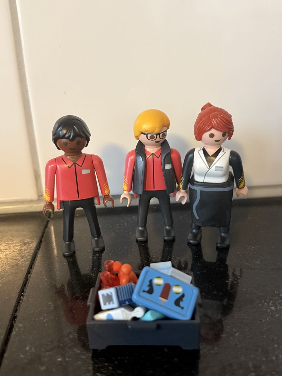 Playmobil Giocattoli: Playmobil Migros Figuren – Usato da Muolen venduto da Jassii97