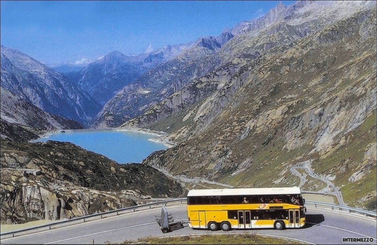 Cartoline postali: Postauto // Doppelstock Grimsel // Foto – Usato da Basel venduto da intermezzo12