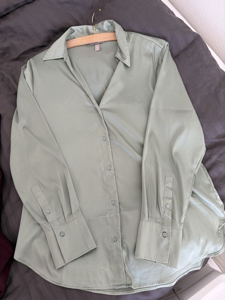 H&M Camicette: Bluse H&M mintgrün Grösse M – Usato da Baden venduto da line_onigiri 2