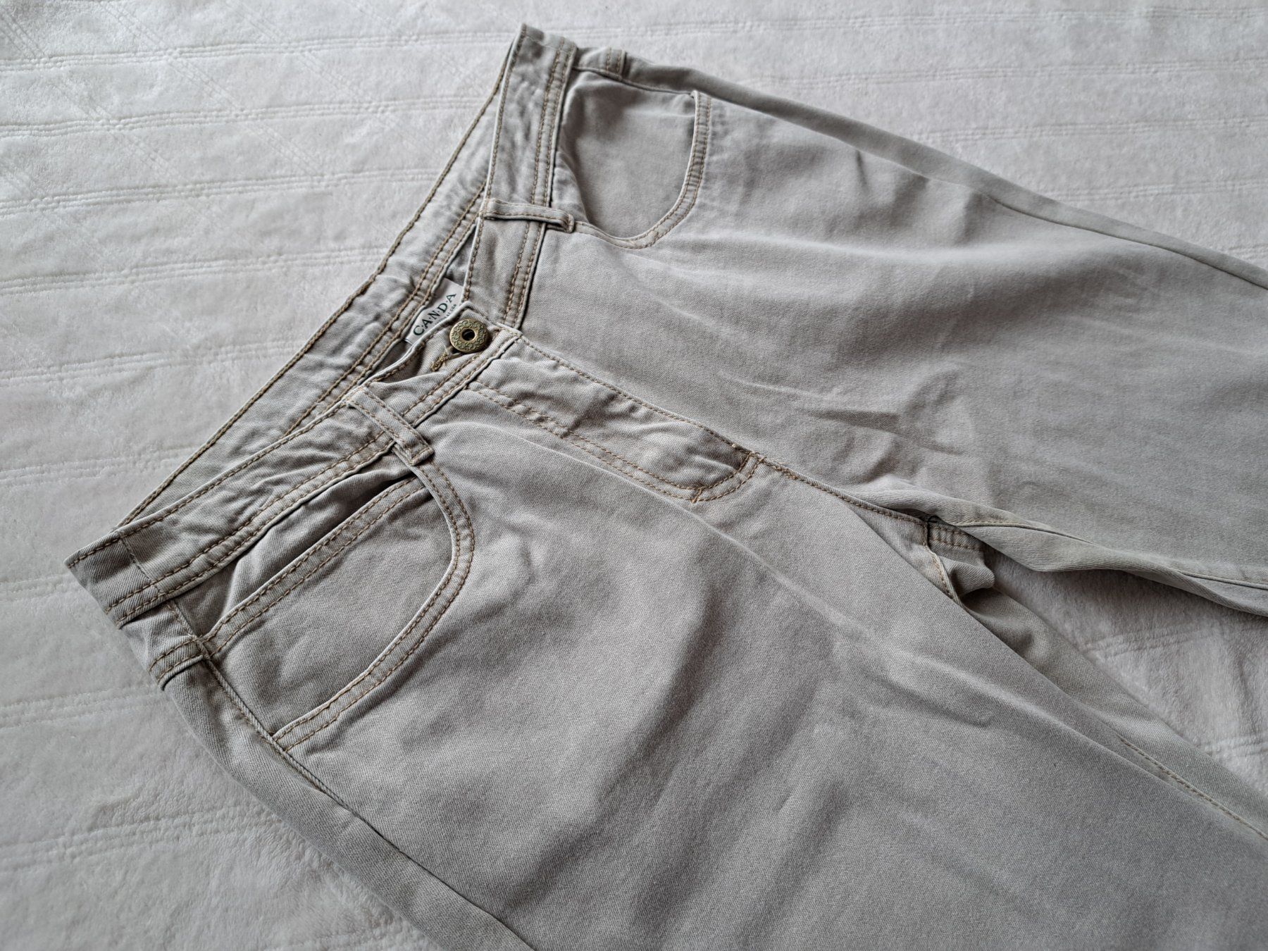 C&A Jeans: CANDA Damenjeans beige Gr. 40 – Usato da Gysenstein venduto da joshuas81 1
