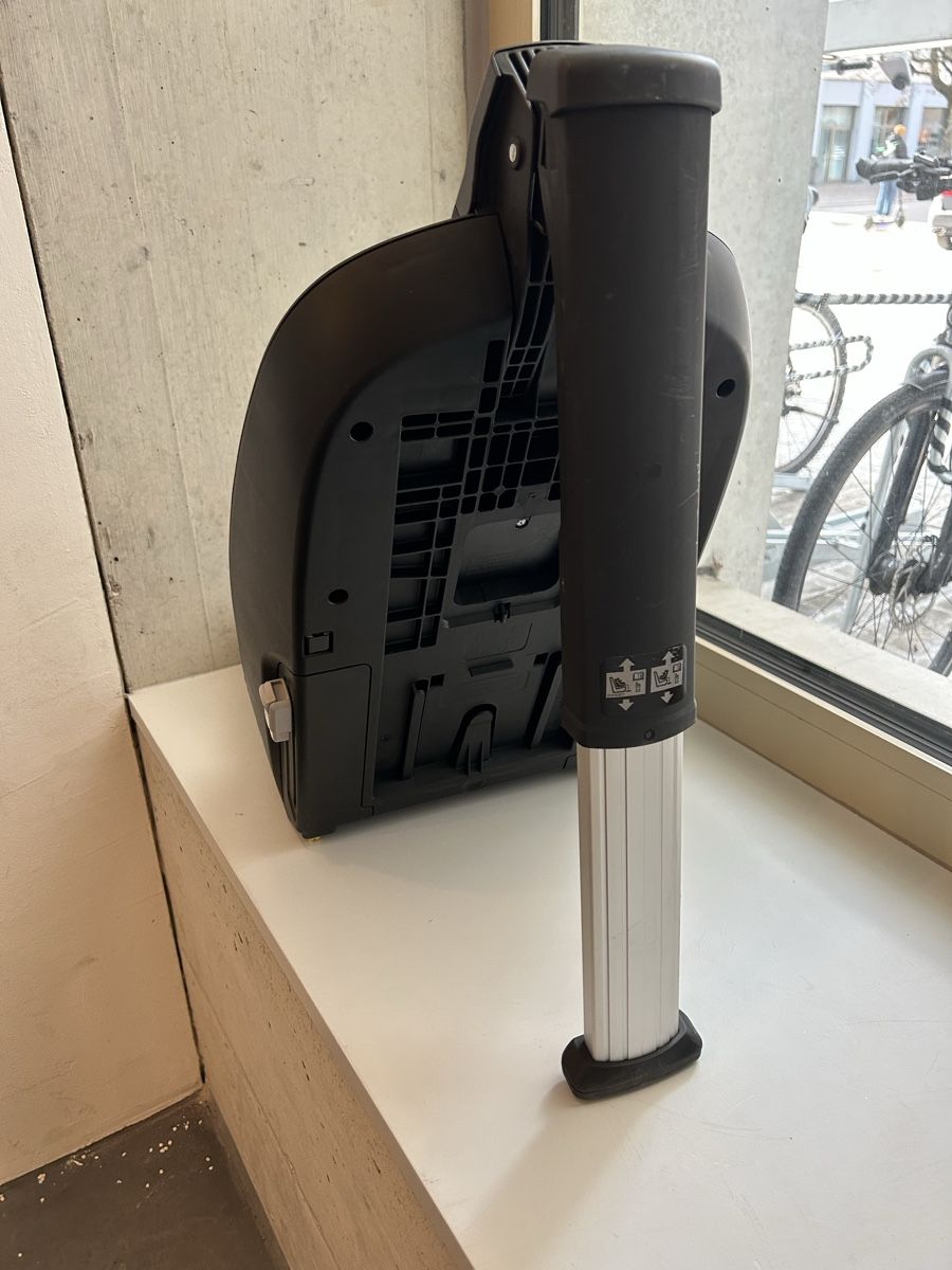 Seggiolini per auto: ISOFIX – Usato da Zürich venduto da limem