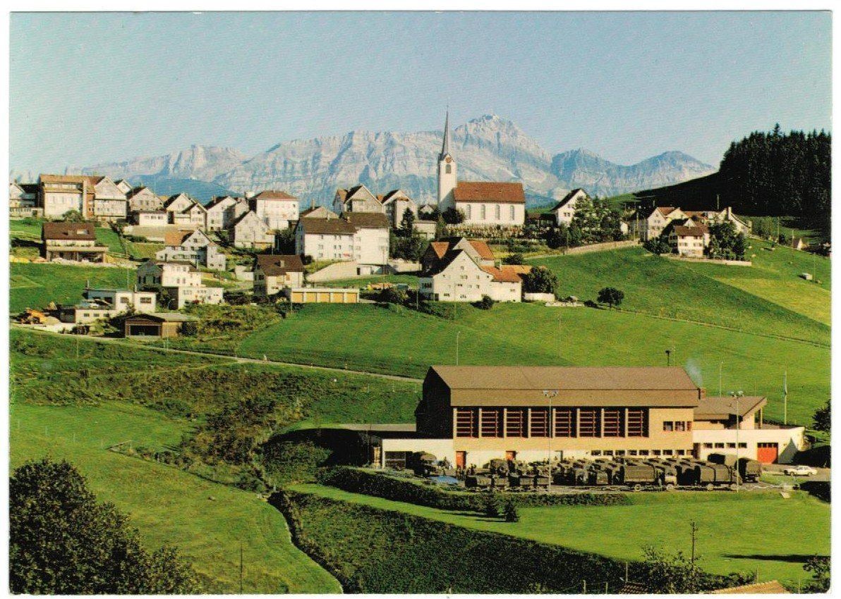 Cartoline postali: AK Schwellbrunn mit Säntis – Usato da Zürich venduto da Tolima194