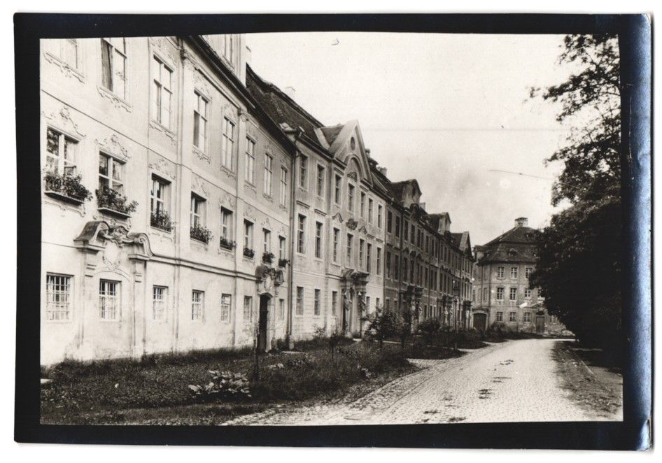 Fotografie & Manifesti: Fotografie Eichstätt, Kavalierhöfe, St – Usato da Berlin venduto da bartko-reher