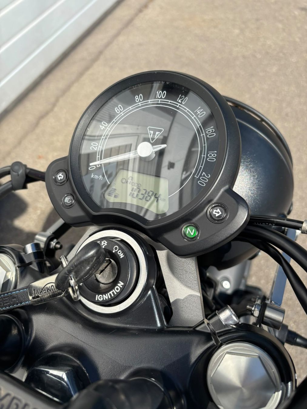 Triumph Strada: Triumph Street Twin 900 – Usato da Muri b. Bern venduto da UrbanMotors 3