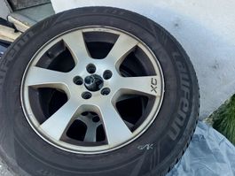 Pneu hiver Laufenn 235/65R17 108H avec jantes