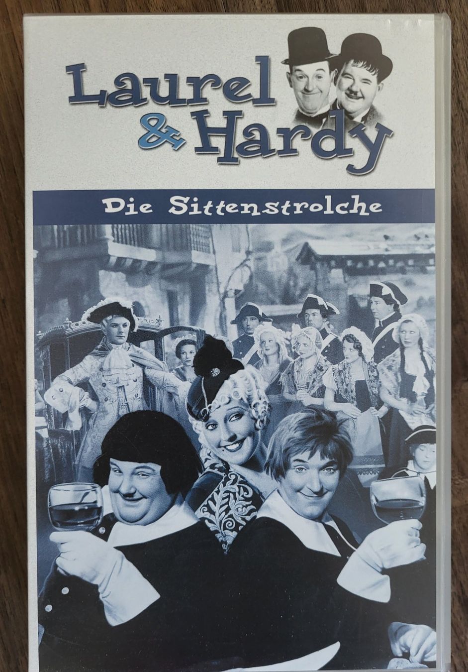 Tutti i VHS: Laurel und Hardy - 3 Videos – Usato da Hüttlingen venduto da darkir 2