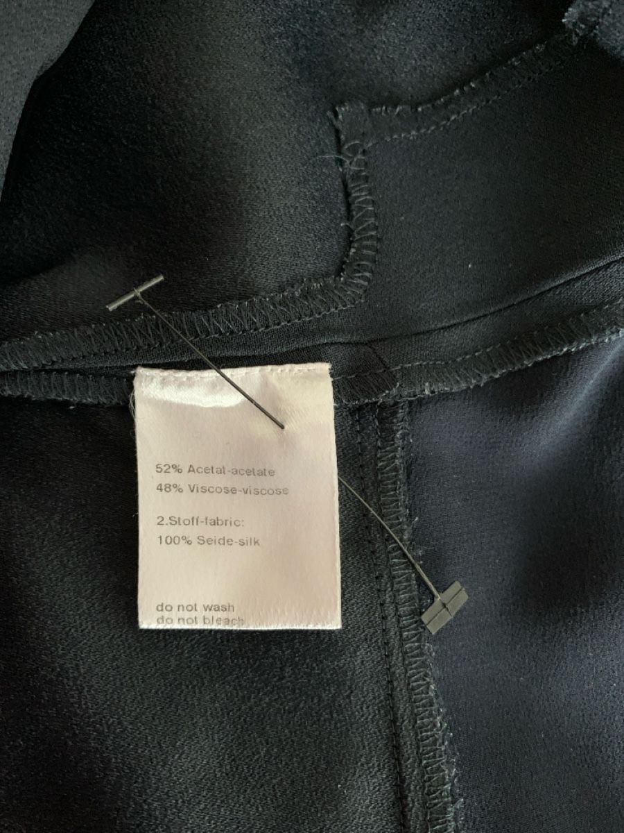 Akris Camicette: AKRIS: Elegantes dunkelblaues Top, 36 – Usato da Luzern venduto da designluzern 5