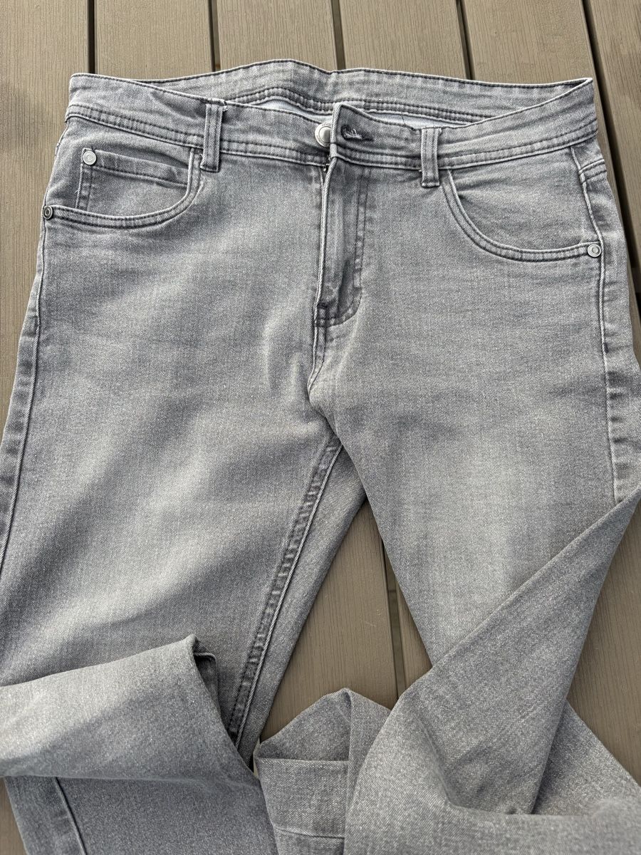 Jeans: Graue Jeans 40 – D'occasion à Kesswil par Branca-01 5