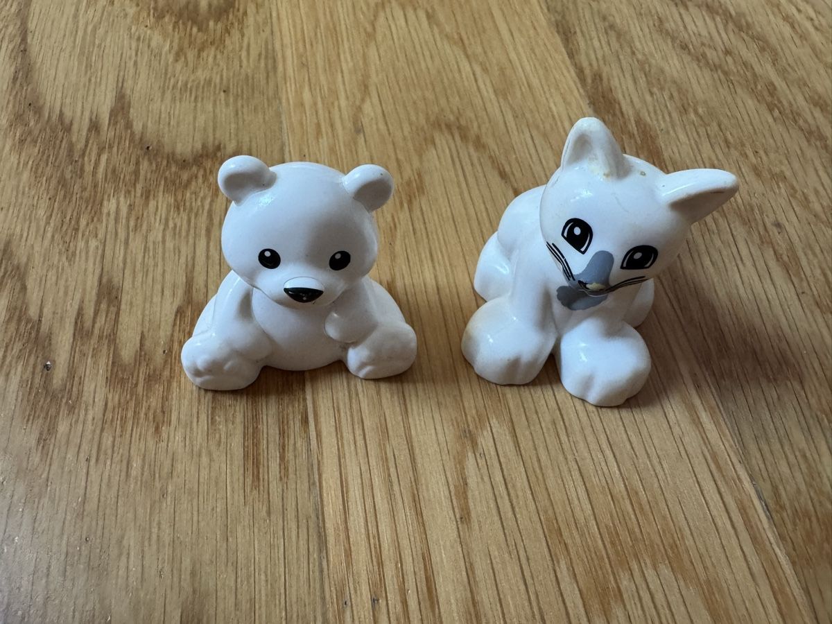 Lego Jouets: 8 Duplo Figuren und 2 Tiere plus Einzelteile  – D'occasion à Zürich par wtpooh 3