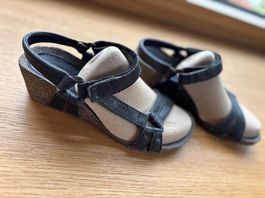 TEVA Saldalen schwarz mit Absatz 37
