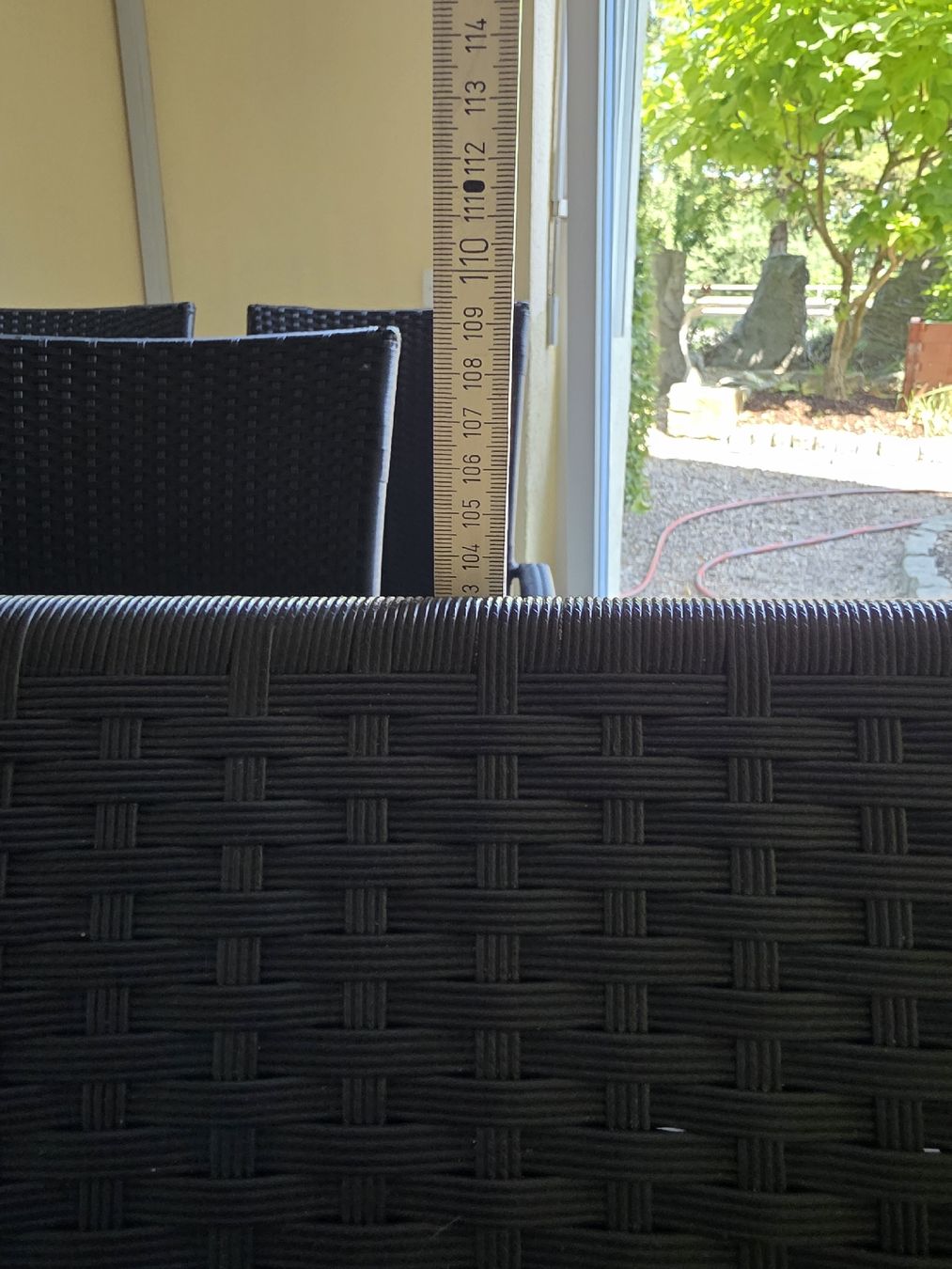 Chaises: 6 Stühle Polyrattan schwarz Stapelbar – D'occasion à Alberswil par mario889 3