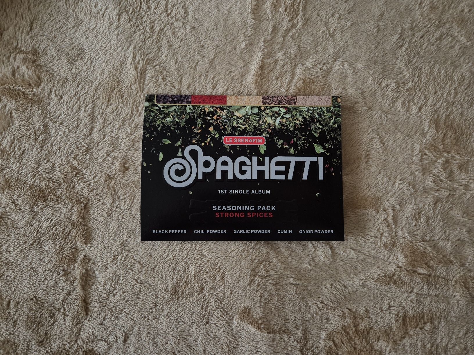 CD: Le Sserafim - Spaghetti Weverse album – Nuovo (secondo la descrizione) da Beinwil am See venduto da noeliaz14
