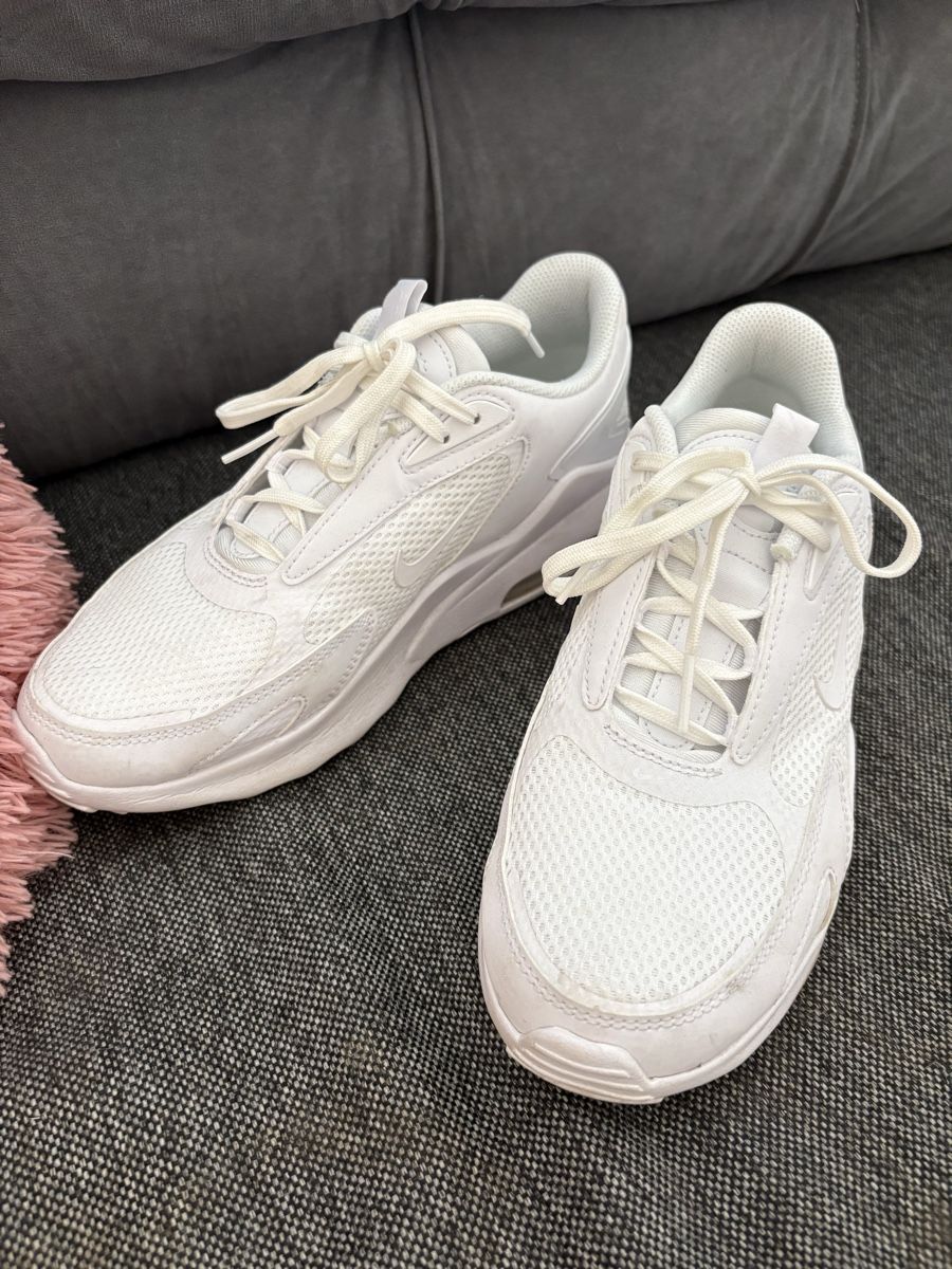 Nike Chaussures femmes: Air Max grösse 40 – Neuf (Voir description) à Hochdorf par si981978 2