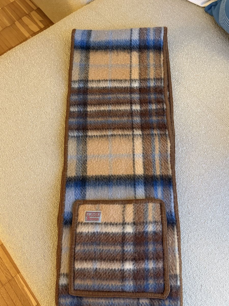 Foulards, Tücher & Schals: Wool Scarf with Pockets Checked – Gebraucht aus Zürich von ralph__ 5
