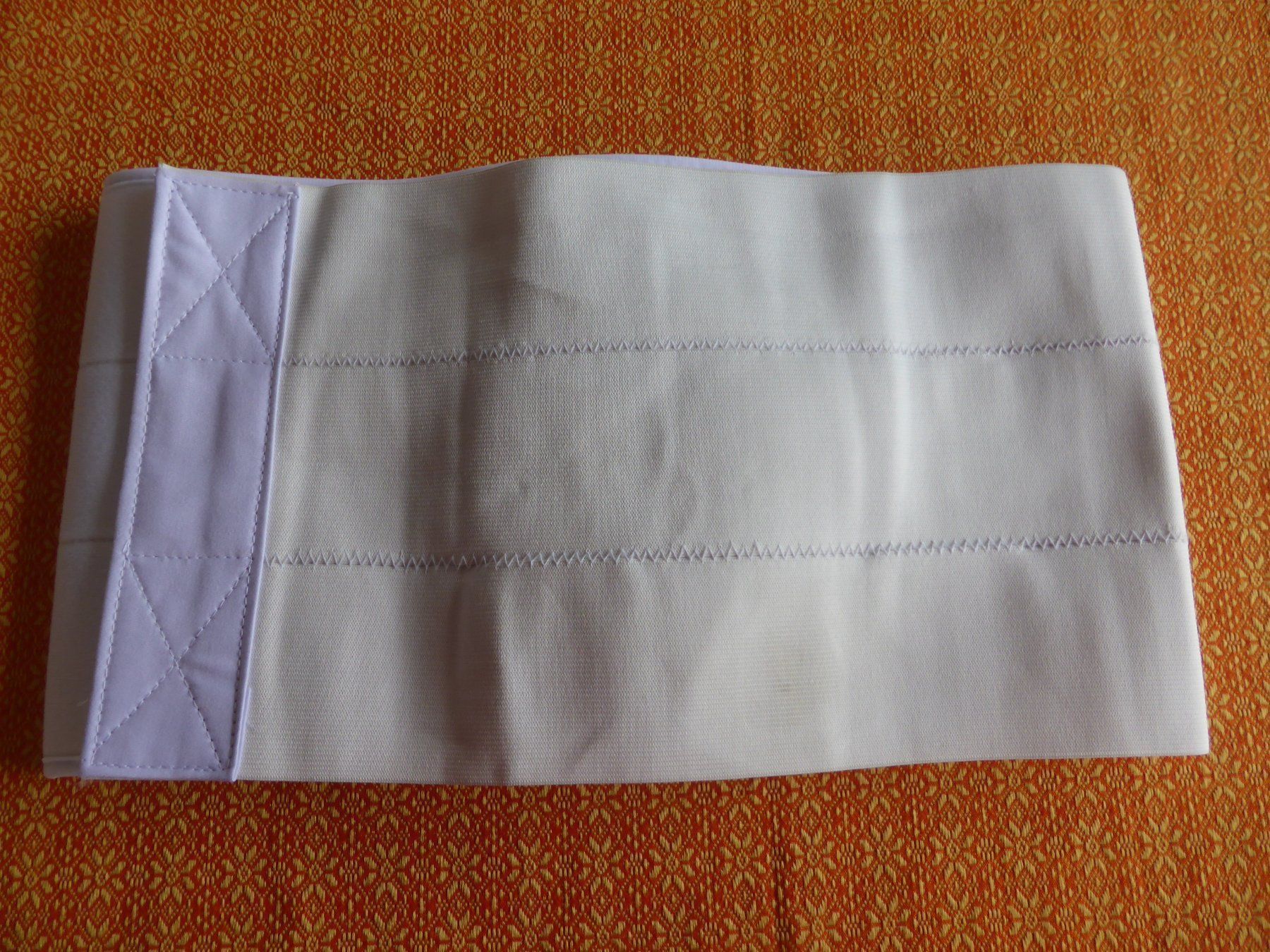 Altra biancheria intima: Nierenwärmer weiss – Usato da Schübelbach venduto da Dolly990_2