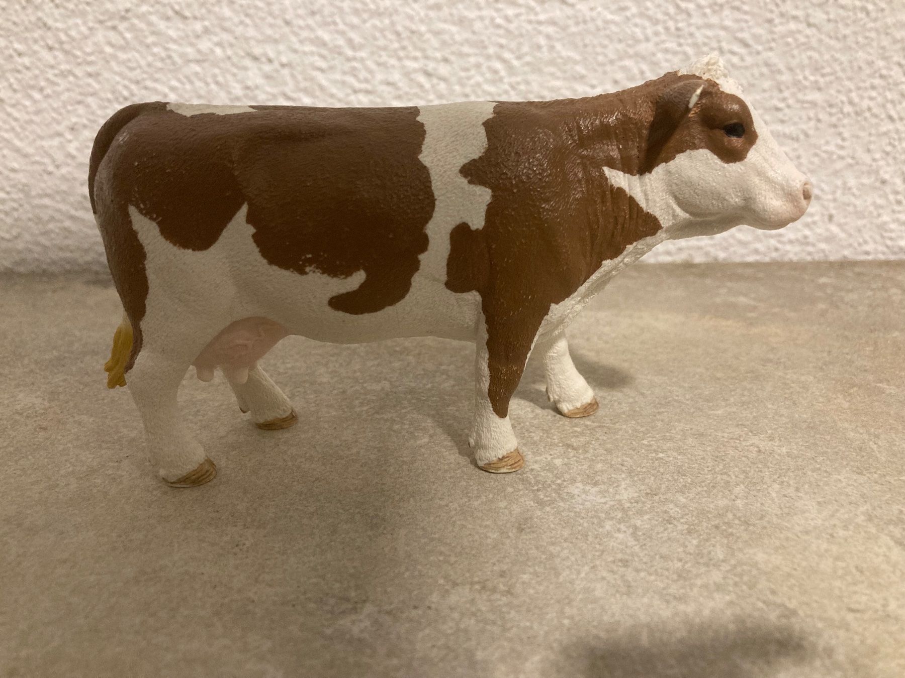 Schleich Figuren: Schleich Kuh, braun/weiss gefleckt – Gebraucht aus Dottikon von Omiros87 1