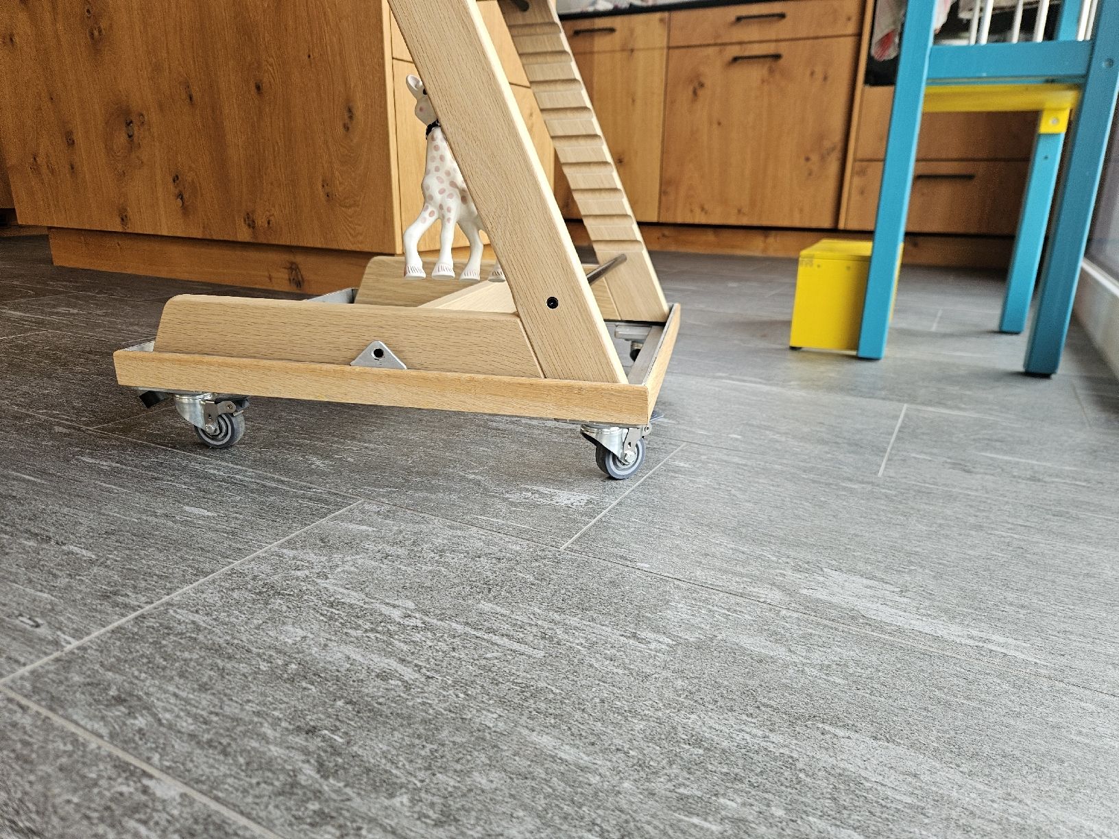 Stokke Seggioloni: Tripp Trapp Räder Chassis – Usato da Plaffeien venduto da st200