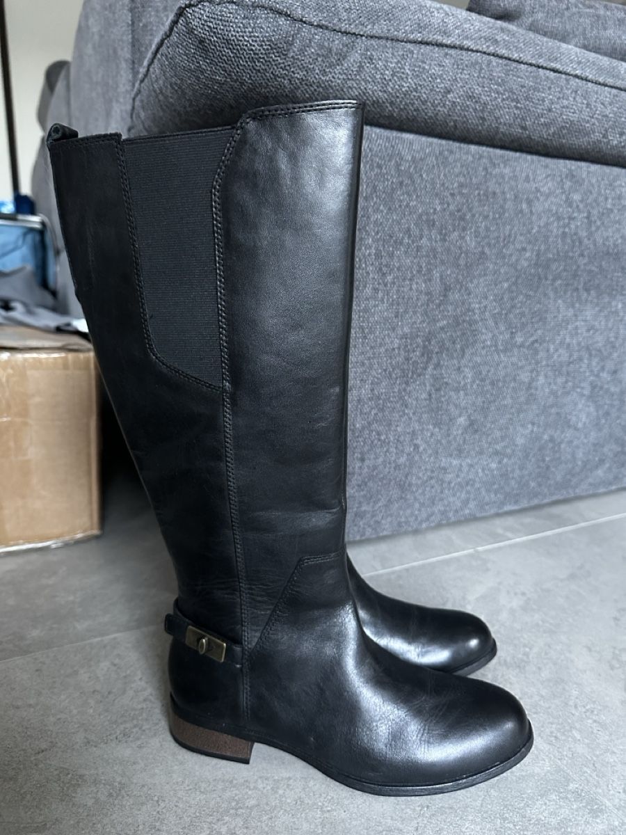 Tommy Hilfiger Scarpe da donna: Stivali Tommy Hilfiger – Nuovo (secondo la descrizione) da Lostallo venduto da Essebii