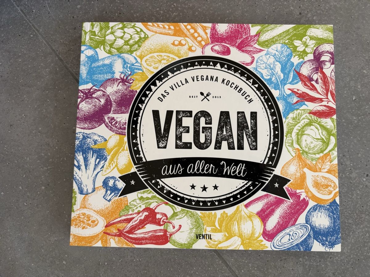 Libri: GRATIS Kochbuch VEGAN – Nuovo (secondo la descrizione) da Hagenbuch ZH venduto da LisaChristine