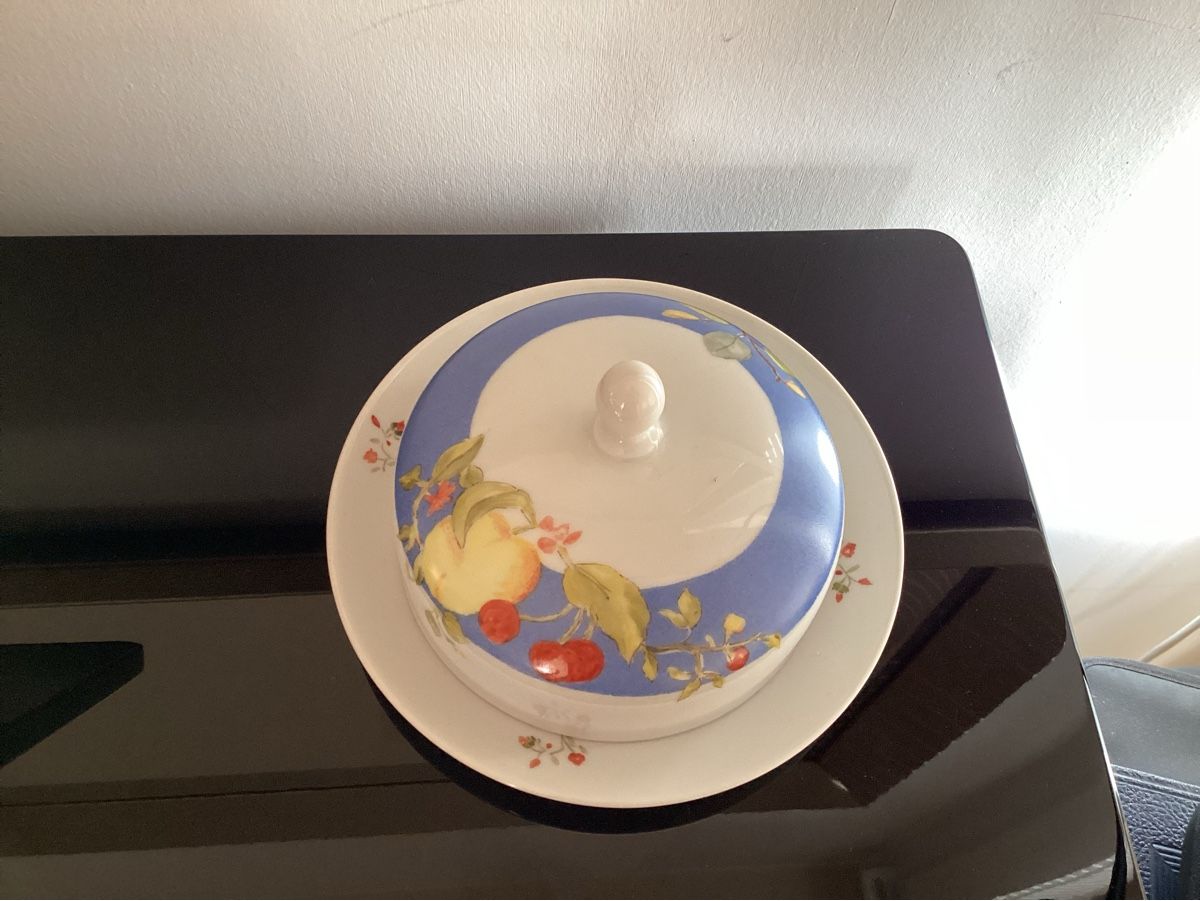 Altre Stoviglie: Beurrier – Usato da fribourg venduto da iris18 1