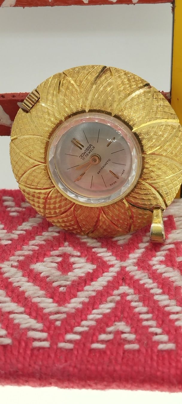 Ciondoli: Pendentif vintage montre – Usato da La Chaux-de-Fonds venduto da jac_9llg 2
