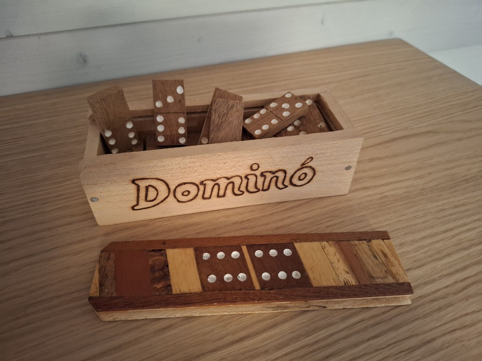 Giochi: Domino aus Holz – Usato da Neuenkirch venduto da Reisecaravan