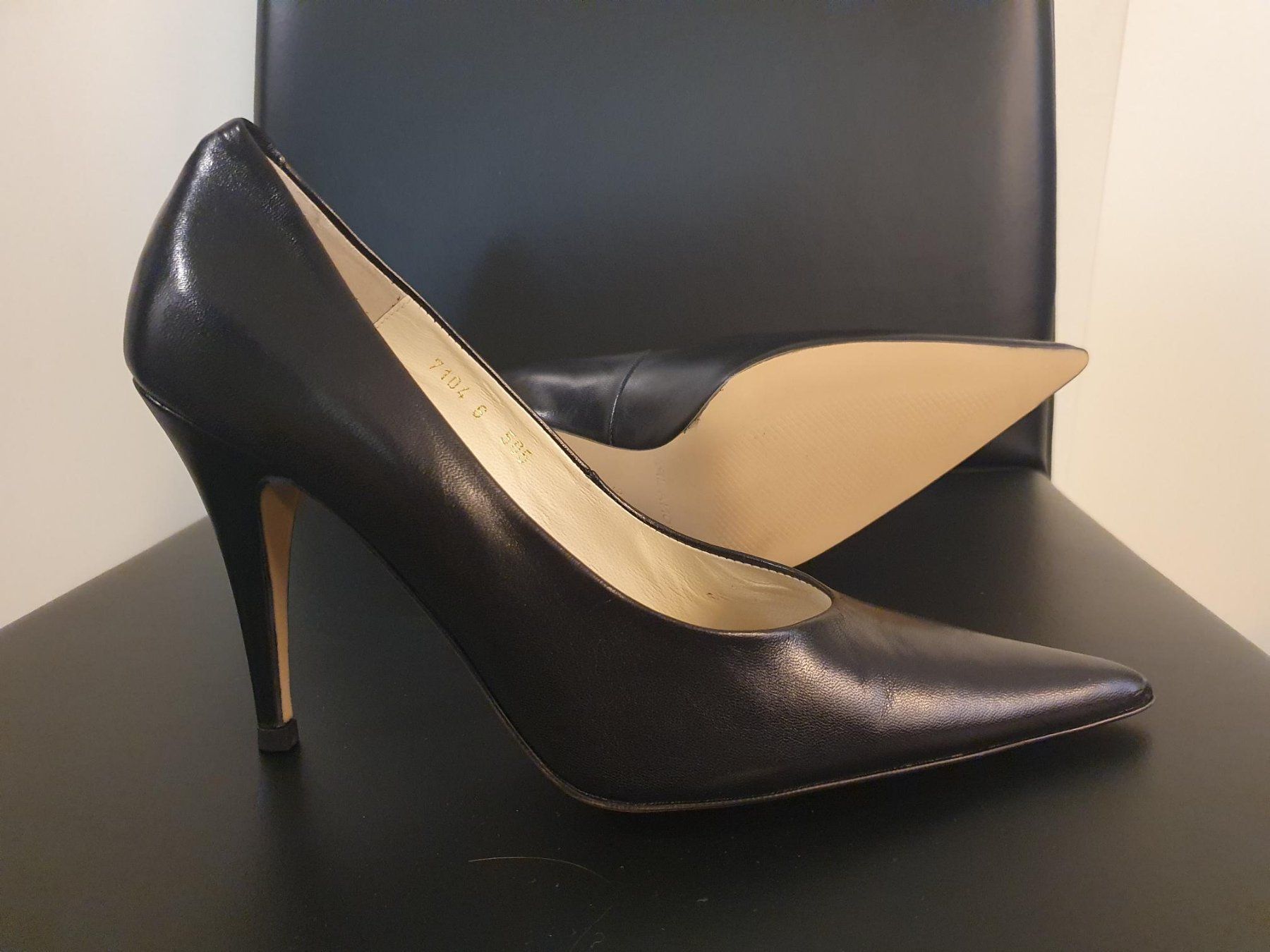 Scarpe da donna: Stiletto High Heels aus Paris, 39 – Nuovo e nell'imballaggio originale da Küsnacht ZH venduto da marinalix
