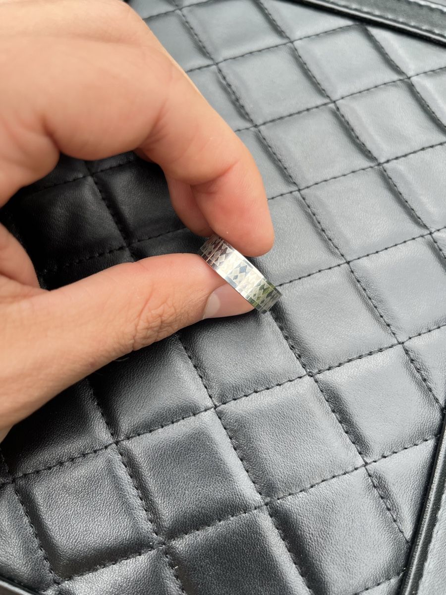 Anelli: Ring aus Edelstahl Silber-Optik gemustert Modeschmuck – Nuovo (secondo la descrizione) da Tägerwilen venduto da Alexander716 3