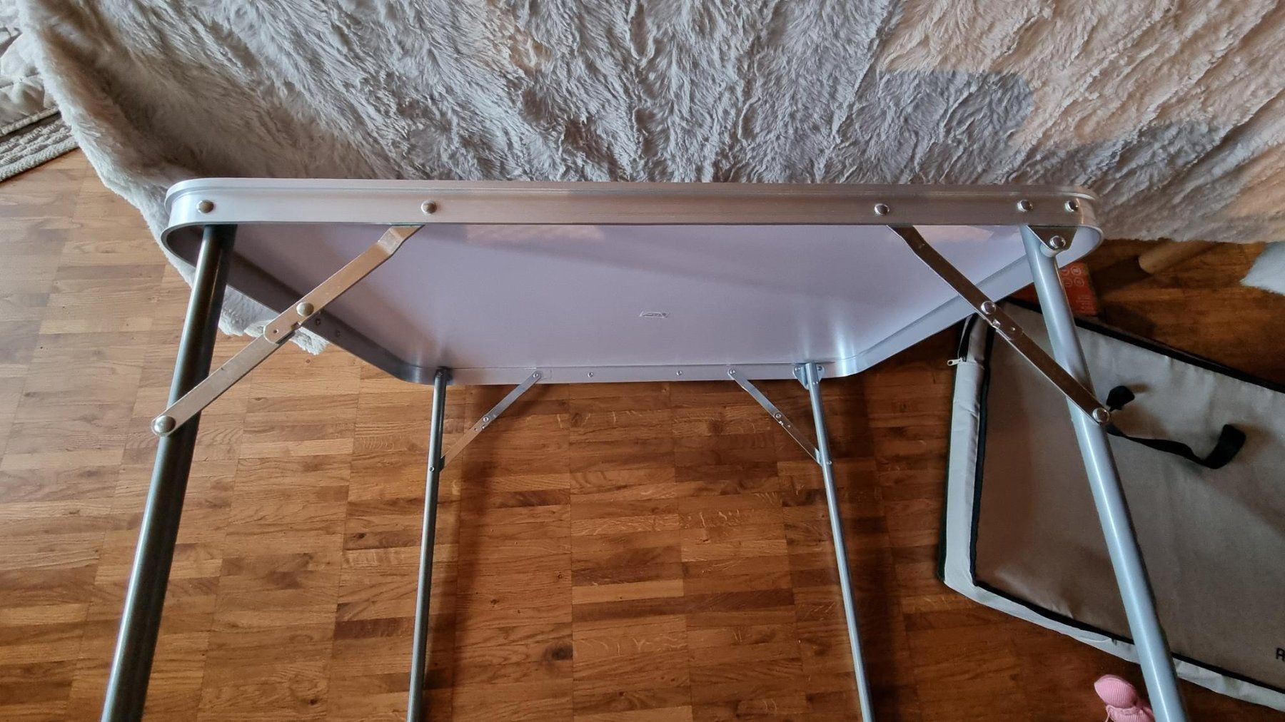 Tische: Picknick-Tisch / Camping Tisch 70x50 – Gebraucht aus Kägiswil von Conca 5