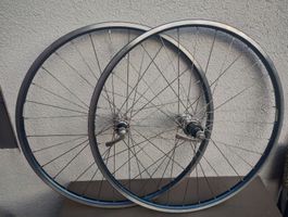 Shimano XT Laufradsatz mit Mavic Felgen 26"