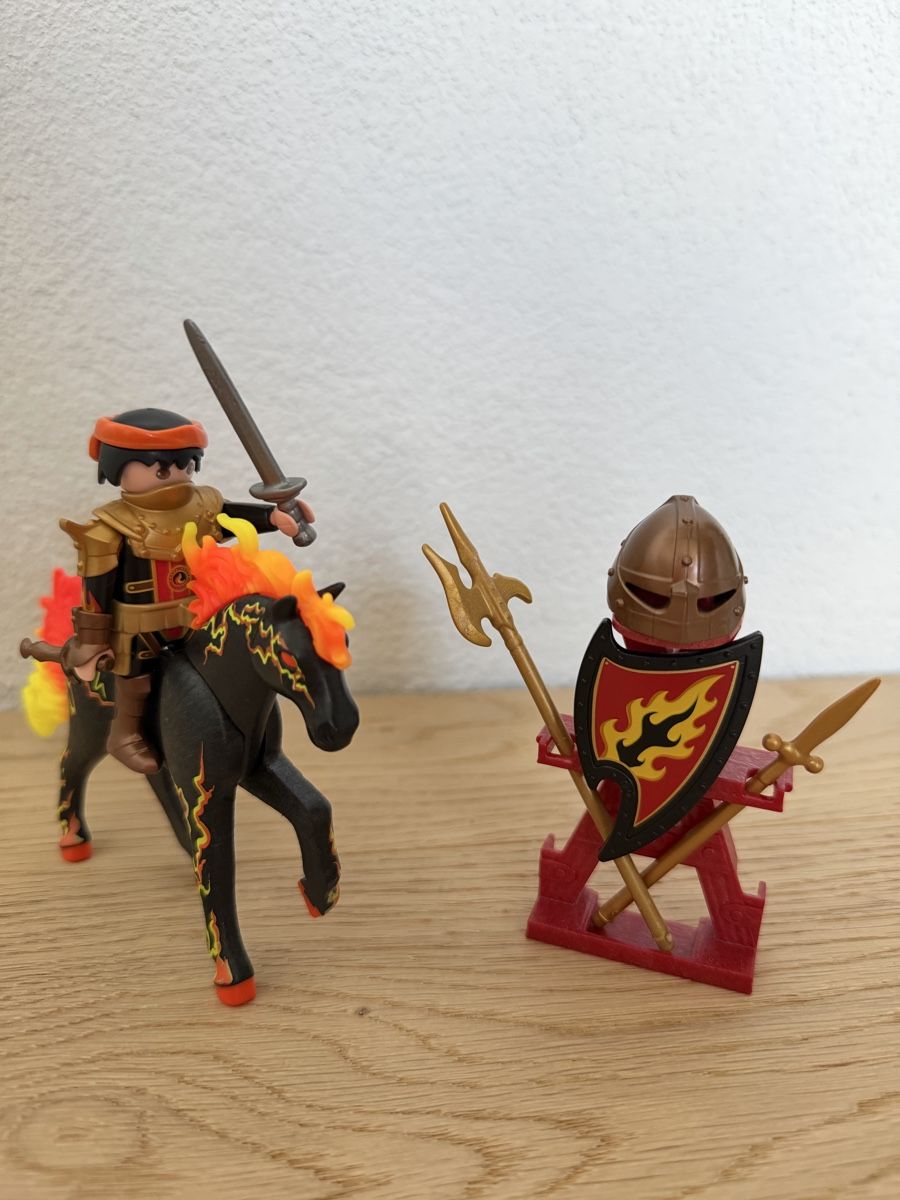 Statuette: Playmobil Novelmore Set – Usato da Schindellegi venduto da SeaAndAir 1