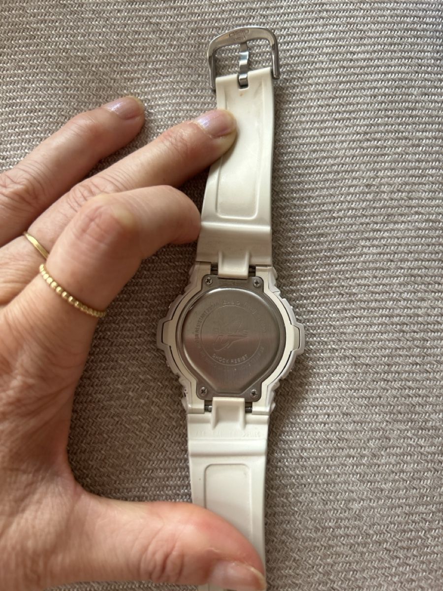 Casio Uhren: Baby-G Uhr Weiss, Damen Casio – Gebraucht aus Kirchdorf BE von Stella130 2