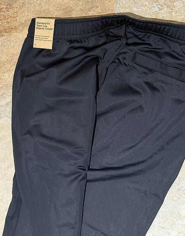 Nike Jumpsuits: NEU Nike Tracksuit L – D'occasion à Zollikofen par hri_r8pr 3