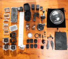 GoPro HERO7 Black + sehr viel Zubehör, Akkus, Ladegeräte etc